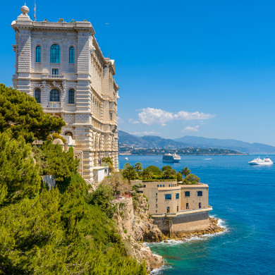 village vacances bord de mer roquebrune